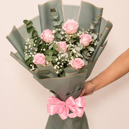Silver Mist Rose Bouquet